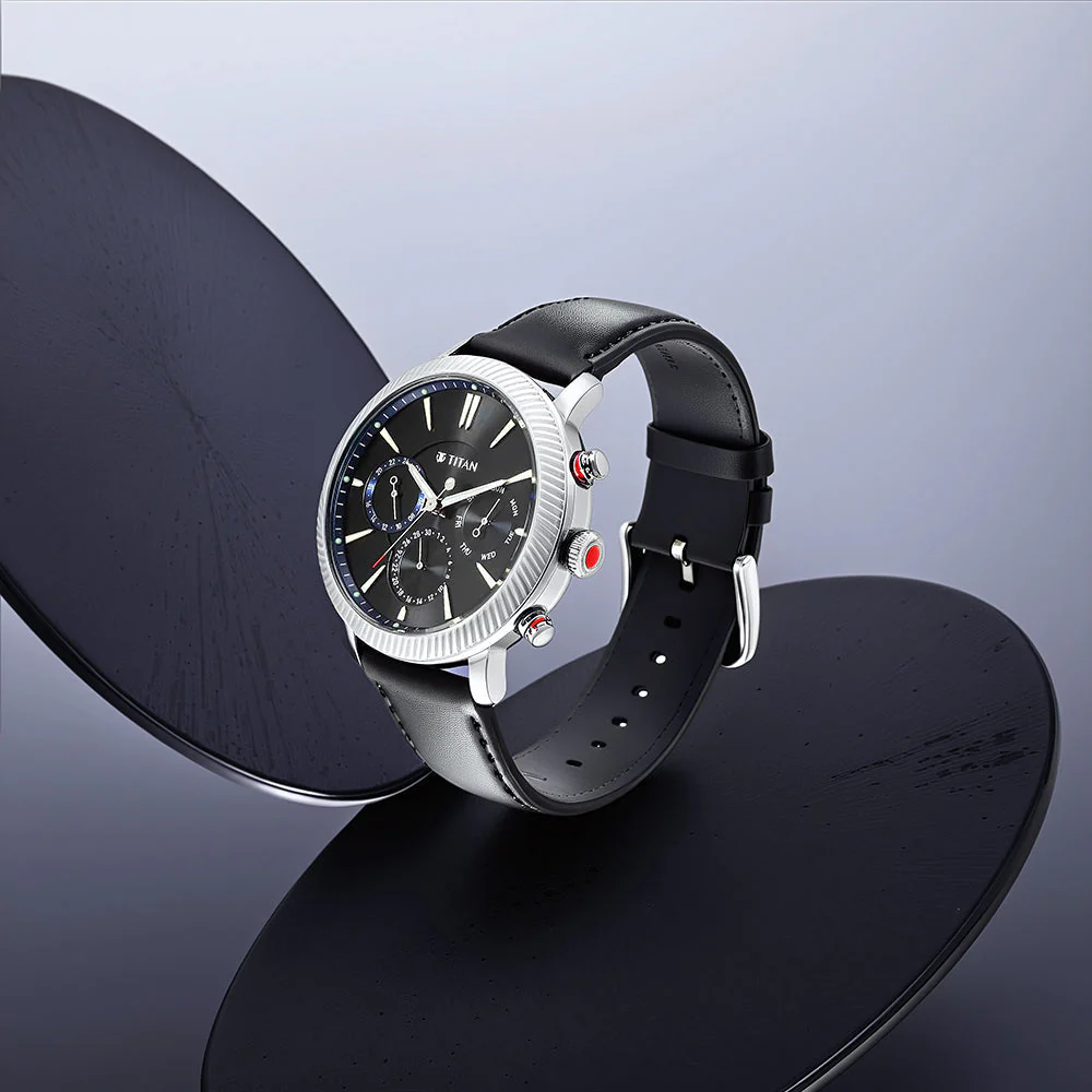 Titan Stellar Black Dial Multifunctional Analog Watch - Image 7