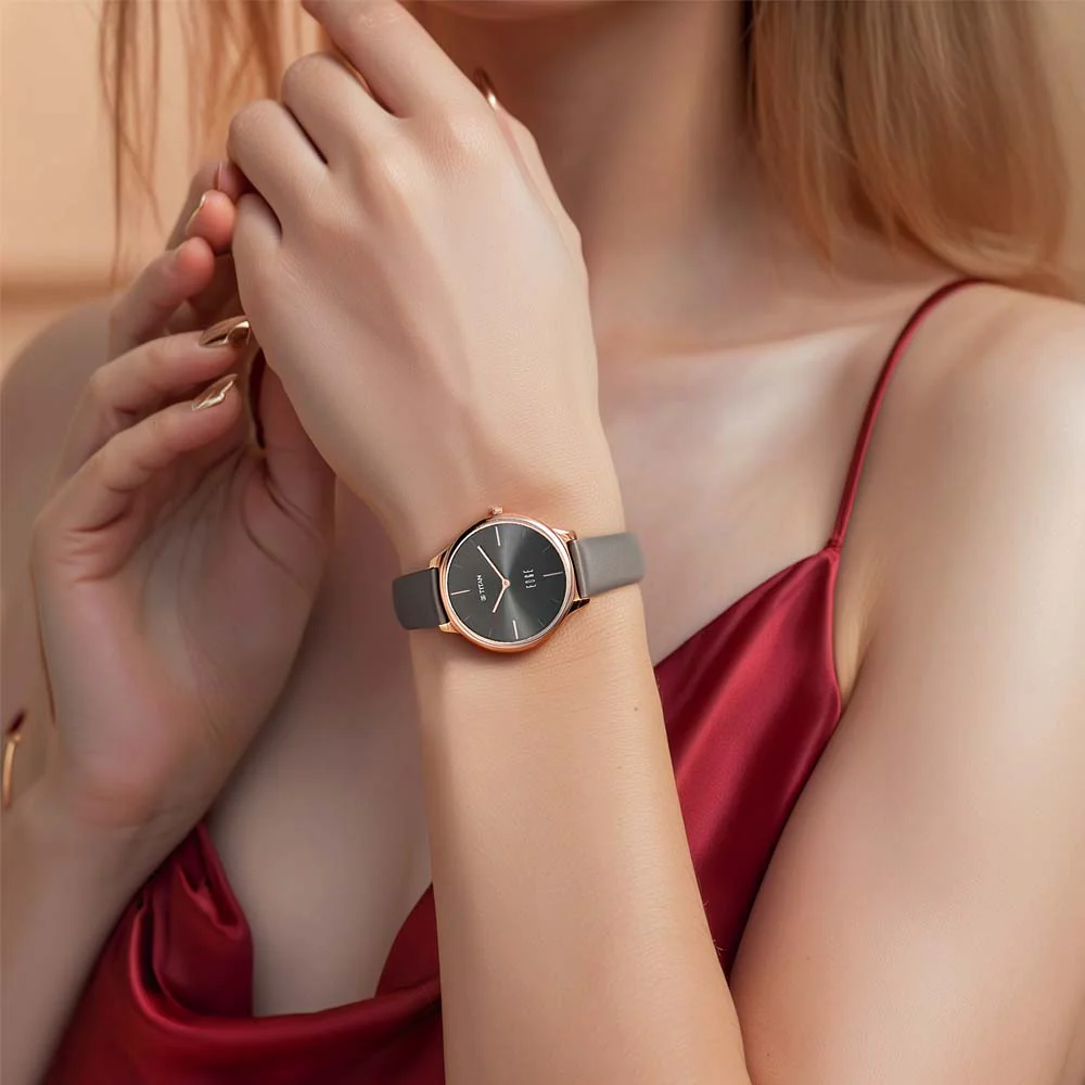 Women Edge Black Dial Black Leather Strap Watch - Image 6